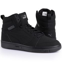 Buty męskie sportowe wysokie Puma V6 BUCK. Czarne buty sportowe casual Puma, bez wzorów, bez zapięcia. W wyprzedaży za 269.00 zł.