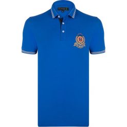 Koszulka polo "Grain" w kolorze niebieskim. Koszulki polo marki Sir Raymond Tailor. W wyprzedaży za 86.95 zł.