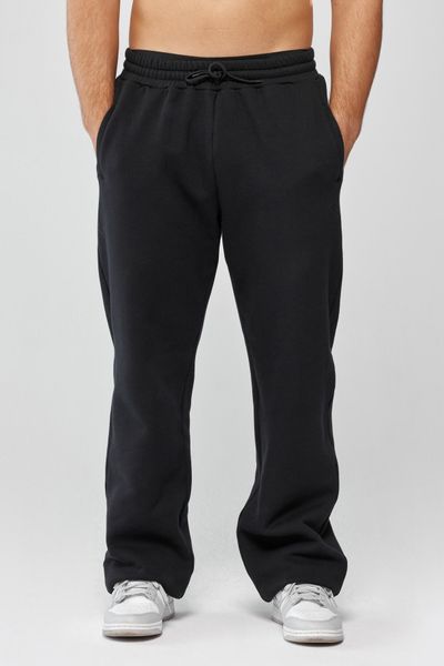 Męskie spodnie dresowe oversize Rough Radical Track Joggers. Czarne joggery i bojówki ROUGH RADICAL, l, bez wzorów, z bawełny. Za 179.99 zł.