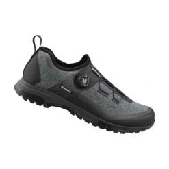 Buty Shimano SH-ET701. Czarne buty turystyczne Shimano, bez wzorów, z materiału, bez zapięcia, rowerowe. Za 758.30 zł.