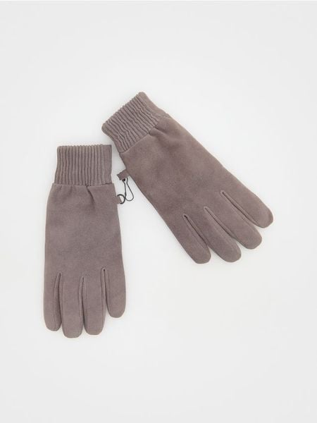 Skórzane rękawiczki - brązowy. Brązowe rękawiczki Reserved, bez wzorów. W wyprzedaży za 59.99 zł.