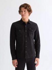 MĘSKA KOSZULA WRANGLER WESTERN SHIRT BLACK 112378472. Czarne koszule Wrangler, l, bez wzorów, z jeansu, bez kołnierzyka, bez ramiączek. Za 159.99 zł.