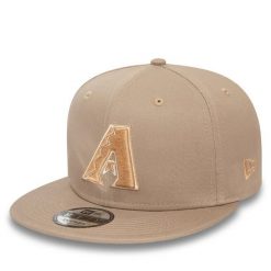 Czapka z daszkiem New Era. Brązowe czapki z daszkiem New Era, bez wzorów. Za 69.99 zł.