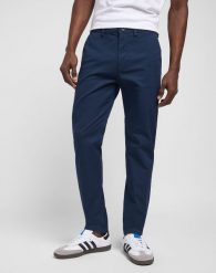 MESKIE SPODNIE LEE SLIM CHINO DEEP NAVY 112321634. Niebieskie eleganckie spodnie Lee, l. Za 219.99 zł.