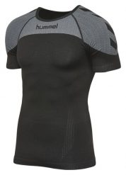 HUMMEL TERMOAKTYWNA bluzka z krótkim rękawem męska FIRST COMFORT. Czarne bielizna termoaktywna Hummel, l, bez wzorów, z dzianiny, bez ramiączek, na fitness i siłownię. Za 67.00 zł.