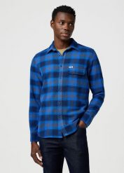 MESKA KOSZULA WRANGLER 1 PKT INDIGO SHIRT ICY INDIGO 112371524. Niebieskie koszule Wrangler, m, bez wzorów, bez kołnierzyka, bez ramiączek. Za 189.99 zł.