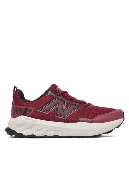 New Balance Buty do biegania Garoé V2 MGARO8C5 Czerwony ciemny. Czerwone buty do biegania New Balance, bez wzorów, z materiału, bez zapięcia, do biegania. Za 529.99 zł.