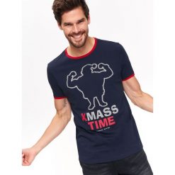 T-SHIRT XMASS. T-shirty marki TOP SECRET. W wyprzedaży za 29.99 zł.