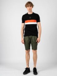Antony Morato Szorty "Gustaf" | MMSH00177-FA900125 | Gustaf | Mężczyzna | Khaki, Zielony. Brązowe szorty Antony Morato, m, bez wzorów, z bawełny. W wyprzedaży za 179.00 zł.