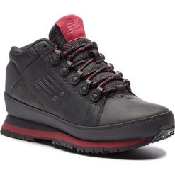Trzewiki NEW BALANCE - Classics Traditionnels H754KR Czarny Czerwony. Botki sznurowane marki New Balance. W wyprzedaży za 299.00 zł.