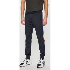 Haily's Men - Spodnie. Niebieskie spodnie materiałowe Haily's Men, na co dzień, l, bez wzorów, z dzianiny, casualowe. W wyprzedaży za 89.90 zł.