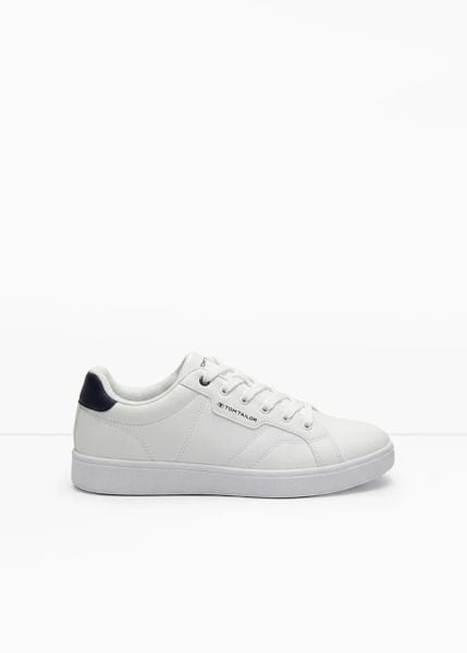 Sneakersy marki Tom Tailor. Białe buty sportowe casual bonprix, bez wzorów, bez zapięcia. Za 239.99 zł.