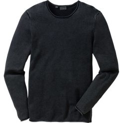 Sweter w delikatne paski, z efektem wytarcia Slim Fit bonprix czarny. Swetry nierozpinane marki bonprix. Za 59.99 zł.