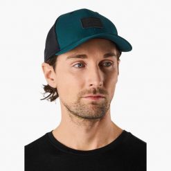 Czapka z daszkiem Unisex Swedemount Nordkap Trucker Cap II. Niebieskie czapki z daszkiem SWEDEMOUNT, bez wzorów, z materiału. Za 71.99 zł.