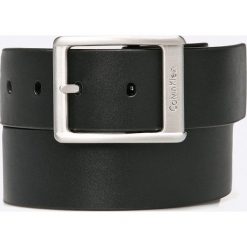 Calvin Klein Jeans - Pasek skórzany. Czarne paski Calvin Klein Jeans, bez wzorów, z jeansu. W wyprzedaży za 139.90 zł.