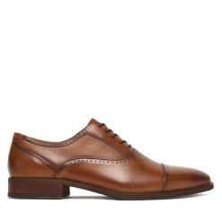 Półbuty Aldo. Brązowe eleganckie półbuty Aldo, bez wzorów, bez obcasa, bez zapięcia. Za 579.99 zł.