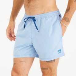 Spodenki surfingowe męskie Quiksilver Volley Deluxe krótkie 15". Niebieskie odzież kąpielowa Quiksilver, m, bez wzorów, z poliesteru, sportowe. Za 159.99 zł.