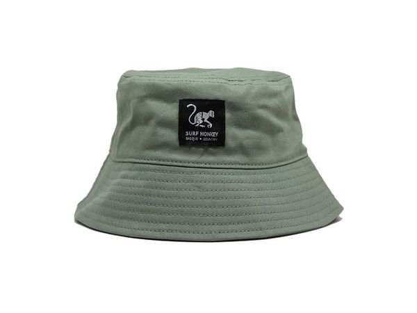 Czapka z daszkiem - 100% bawełna / dla dorosłych / bez sznurka (szałwiowa). Zielone czapki z daszkiem SURF MONKEY, bez wzorów, z bawełny. Za 159.95 zł.