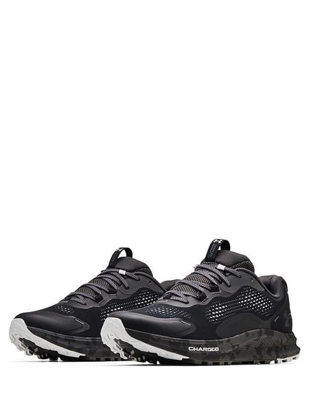 Under Armour Buty sportowe w kolorze czarnym rozmiar: 44. Czarne buty do biegania Under Armour, bez wzorów, z materiału, bez zapięcia, do biegania. Za 258.69 zł.
