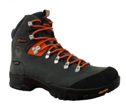 Buty trekkingowe męskie Chiruca Dynamic 18. Czarne buty turystyczne Chiruca, bez wzorów, z gore-texu, bez zapięcia, outdoorowe, gore-tex. Za 899.00 zł.