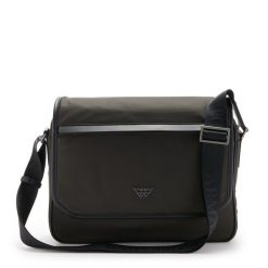 Emporio Armani Torba przez ramię Emporio Armani zielony - poliamid Torby na ramię 1 ct Męskie. Zielone torby na ramię Emporio Armani, bez wzorów, z materiału, na ramię, bez dodatków. Za 1,287.99 zł.