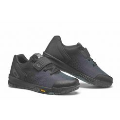 Buty Sidi Dimaro trailowe. Czarne buty turystyczne SIDI, bez wzorów, bez zapięcia, rowerowe. W wyprzedaży za 634.90 zł.