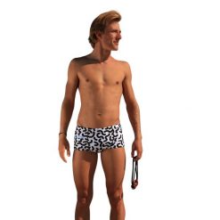 Kąpielówki Mako. Białe kąpielówki MAKO, m, bez wzorów. Za 242.50 zł.