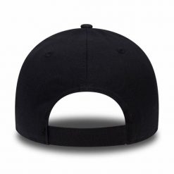 Czapka New Era 9forty. Białe czapki zimowe New Era, bez wzorów. Za 89.99 zł.