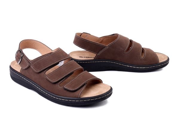 DR. BRINKMANN 610232-2 moro, sandały męskie. Brązowe sandały Dr. Brinkmann, ze skóry, bez zapięcia. Za 384.90 zł.