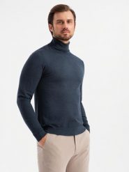 Dzianinowy męski golf z wiskozą – granatowy melanż V4 OM-SWTN-0127 - XXL. Niebieskie golfy Ombre Clothing, l, bez wzorów, z dzianiny, bez ramiączek. Za 77.99 zł.