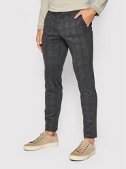 Only & Sons Chinosy Mark 22019887 Czarny Tapered Fit. Czarne eleganckie spodnie Only & Sons, m, z wiskozy. Za 139.99 zł.