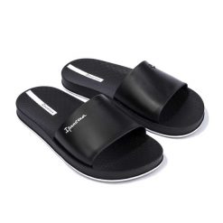 Klapki Ipanema Slide Unisex. Czarne klapki Ipanema. Za 69.99 zł.