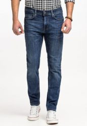 MUSTANG VEGAS SLIM MĘSKIE SPODNIE JEANSOWE JEANSY DŻINSY DENIM BLUE 1015045 5000 883, W35 L32. Niebieskie spodnie materiałowe Mustang, do pracy, l, bez wzorów, z bawełny, biznesowe, z standardowym stanem, długie. Za 219.99 zł.