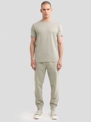 Koszulka męska z niewielkim nadrukiem na piersi zielona Orpion 300. Zielone t-shirty BIG STAR, l, z aplikacjami, z bawełny, bez kołnierzyka, bez ramiączek. W wyprzedaży za 79.99 zł.