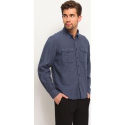 KOSZULA DŁUGI RĘKAW MĘSKA REGULAR FIT. Koszule marki TOP SECRET. W wyprzedaży za 59.99 zł.
