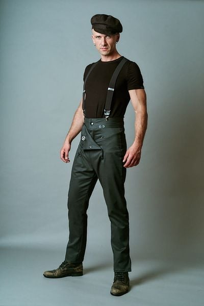 Spodnie Oficery Męskie Butelkowozielone. Białe spodnie materiałowe Hultaj Polski, na co dzień, l, bez wzorów, z bawełny, militarne, długie. Za 479.00 zł.