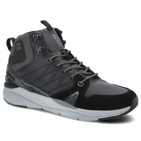 Trekkingi unisex Big Star, cholewka o podwyższonej konstrukcji z paneli tekstylnych i skór ekologicznych system sznurowania z przelotkami i haczykami. Czarne trekkingi BIG STAR, bez wzorów, z materiału, bez zapięcia. Za 180.00 zł.