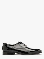 Czarne lakierowane półbuty męskie. Czarne eleganckie półbuty Ryłko, bez wzorów, z lakierowanej skóry, bez obcasa, bez zapięcia. W wyprzedaży za 379.99 zł.