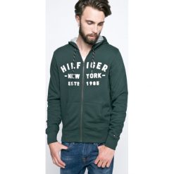 Tommy Hilfiger - Bluza. Bluzy z kapturem marki Tommy Hilfiger, m, z nadrukiem, z bawełny, z kapturem. W wyprzedaży za 329.90 zł.