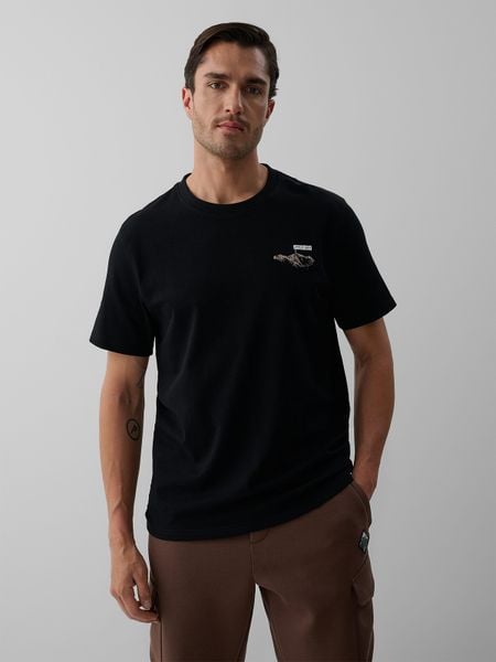 4F T-shirt regular z nadrukiem męski - czarny L. Czarne t-shirty 4F, bez wzorów, z bawełny, bez ramiączek, trekkingowe. Za 69.99 zł.