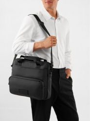 Hunter Torba na laptopa CEO-HTR-E-001-05 Czarny. Czarne torby na laptopa Hunter. Za 229.99 zł.