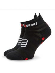 Compressport Skarpety Niskie Unisex Pro Racing Socks v4.0 Ultralight Run Low XU00051B Czarny. Czarne skarpetki sportowe Compressport, bez wzorów, z materiału. Za 59.99 zł.