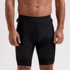 Bokserki rowerowe męskie Rogelli Advntr Distance z wkładką. Czarne bokserki Rogelli, m, bez wzorów, z elastanu. Za 264.00 zł.