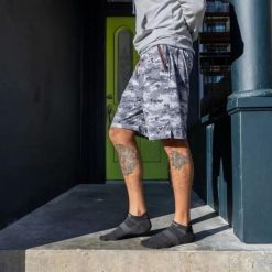 Skarpetki Injinji Lightweight No-Show. Czarne skarpety Injinji, bez wzorów. Za 132.00 zł.