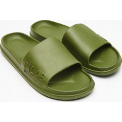 Klapki - Khaki. Klapki marki Cropp. Za 49.99 zł.