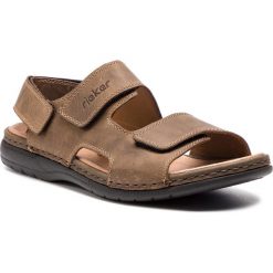 Sandały RIEKER - 25558-25 Braun. Brązowe sandały Rieker, z nubiku, bez zapięcia. W wyprzedaży za 189.00 zł.