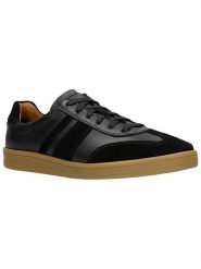 Wojas Skórzane sneakersy w kolorze czarnym rozmiar: 41. Czarne buty sportowe casual Wojas, bez wzorów, bez zapięcia. Za 295.86 zł.
