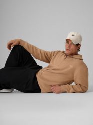 4F Sweter regular z wełną męski - beżowy M. Brązowe golfy 4F, l, bez wzorów, z jeansu, bez ramiączek. Za 269.99 zł.