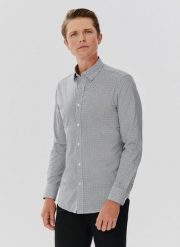 PAKO LORENTE – Ciemna koszula męska w geometryczny wzór. Koszule Pako Lorente, m, bez wzorów, z bawełny, bez kołnierzyka, bez ramiączek. Za 79.99 zł.