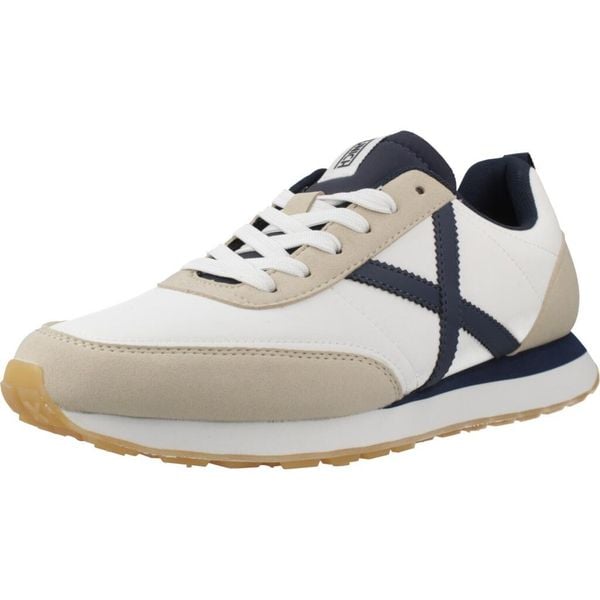 Buty MUNICH RUSH 02 Biały. Białe buty trekkingowe munich, bez wzorów, z syntetyku, bez zapięcia, trekkingowe. Za 318.99 zł.